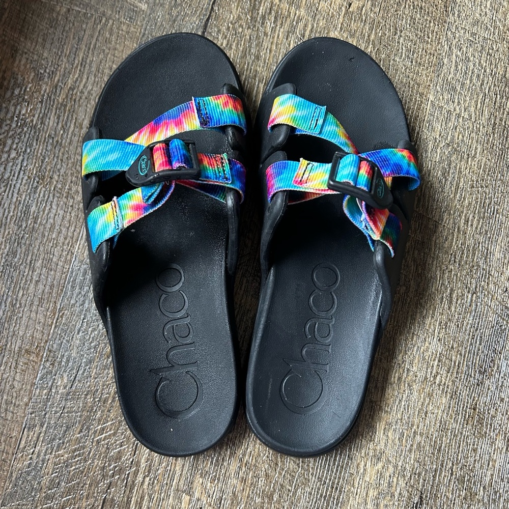 Chaco Chillos Slide, Kids 5 or woman’s 7